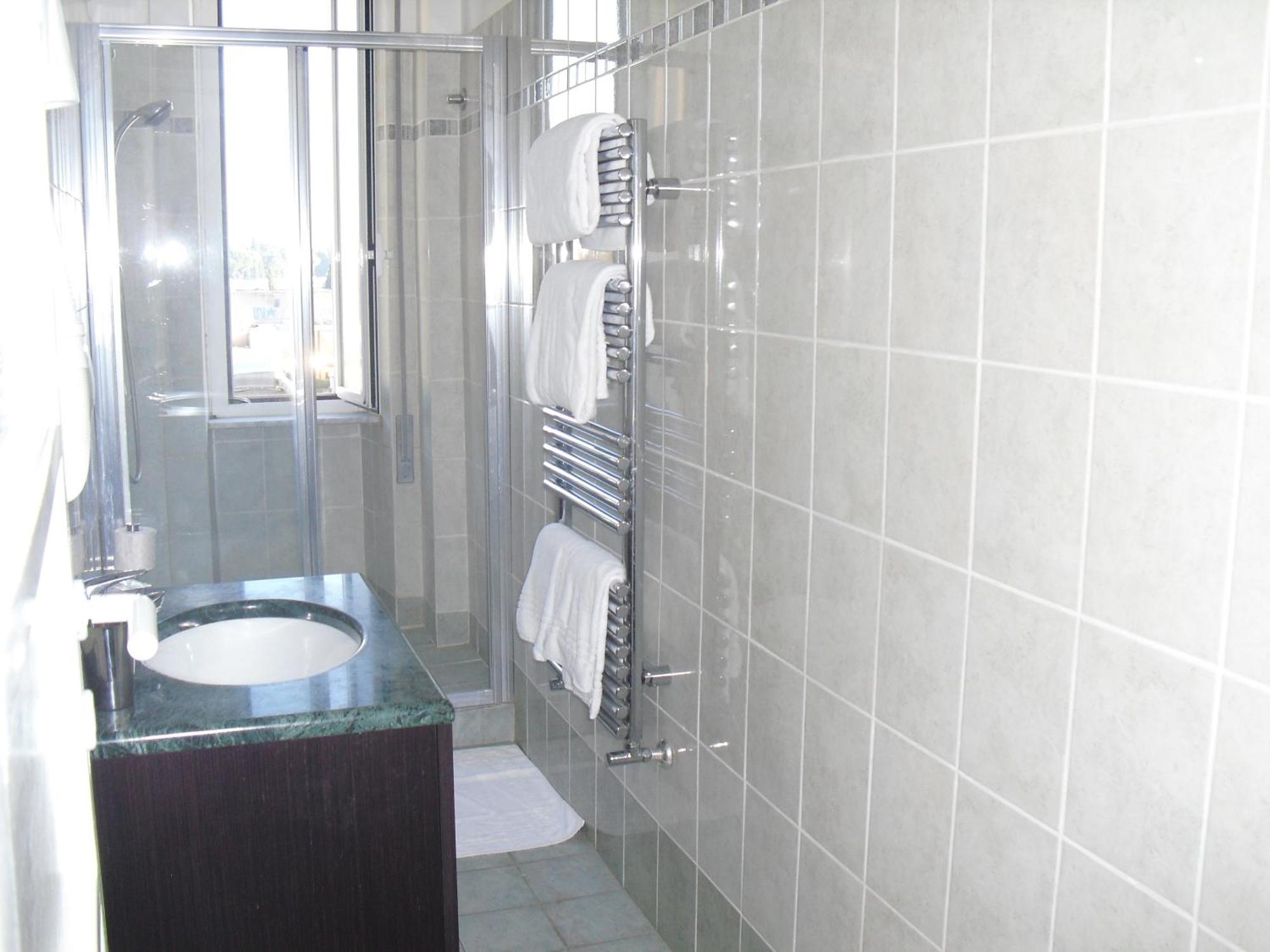 Holidays S.Lorenzo Guest House New Rom Exterior foto
