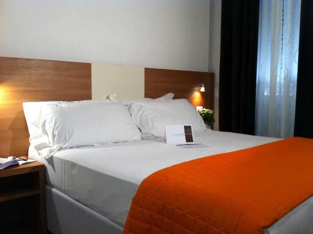 Holidays S.Lorenzo Guest House New Rom Exterior foto