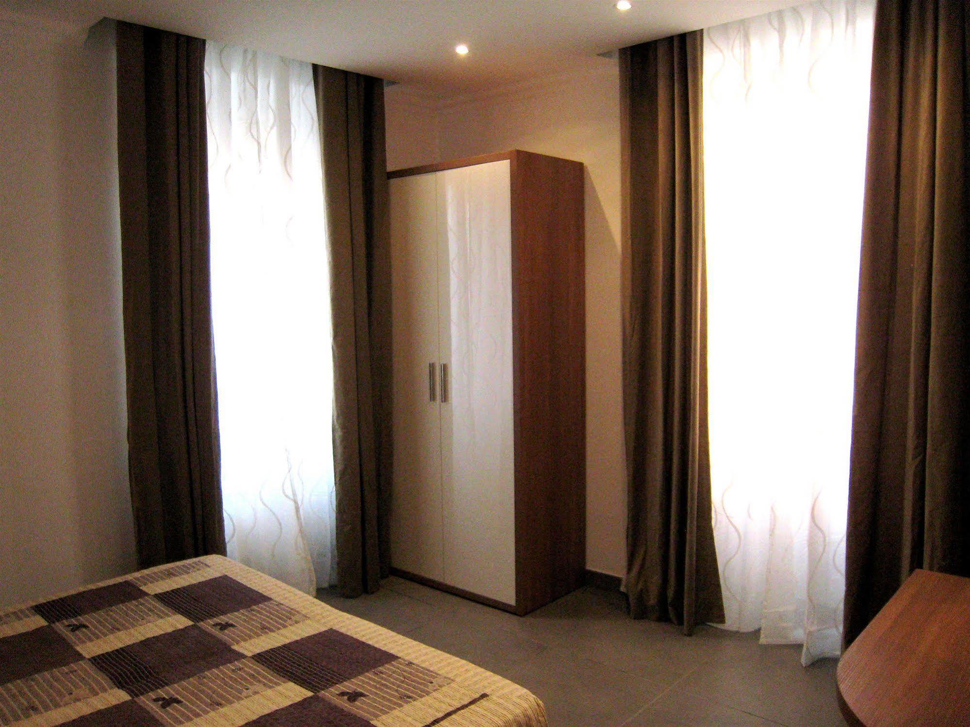 Holidays S.Lorenzo Guest House New Rom Exterior foto